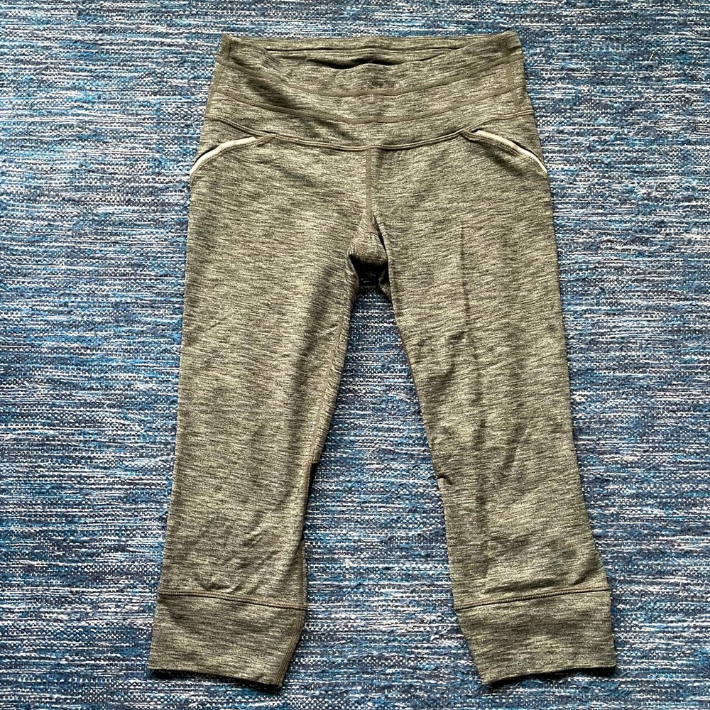 Athleta capri leggings